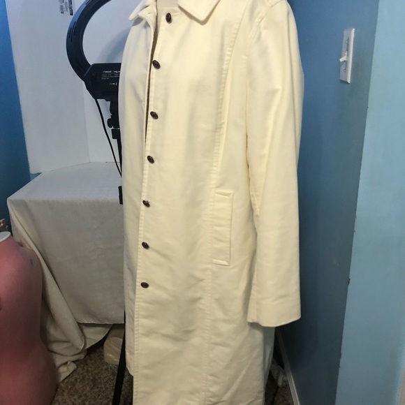 Gorgeous GAP creamy white coat NWOT - Picture 3 of 15